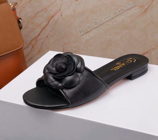 Chanel女鞋 香奈兒2020新款 山茶花平底拖鞋 黑花黑色  naq1114